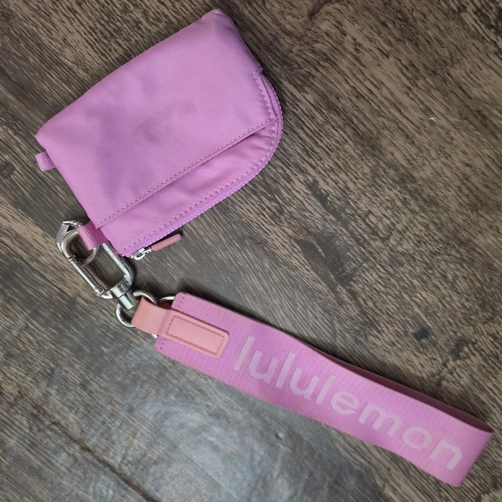 LULULEMON Dual Pouch Wristlet Womens OS Pink Logo Strap Keychain Pouch